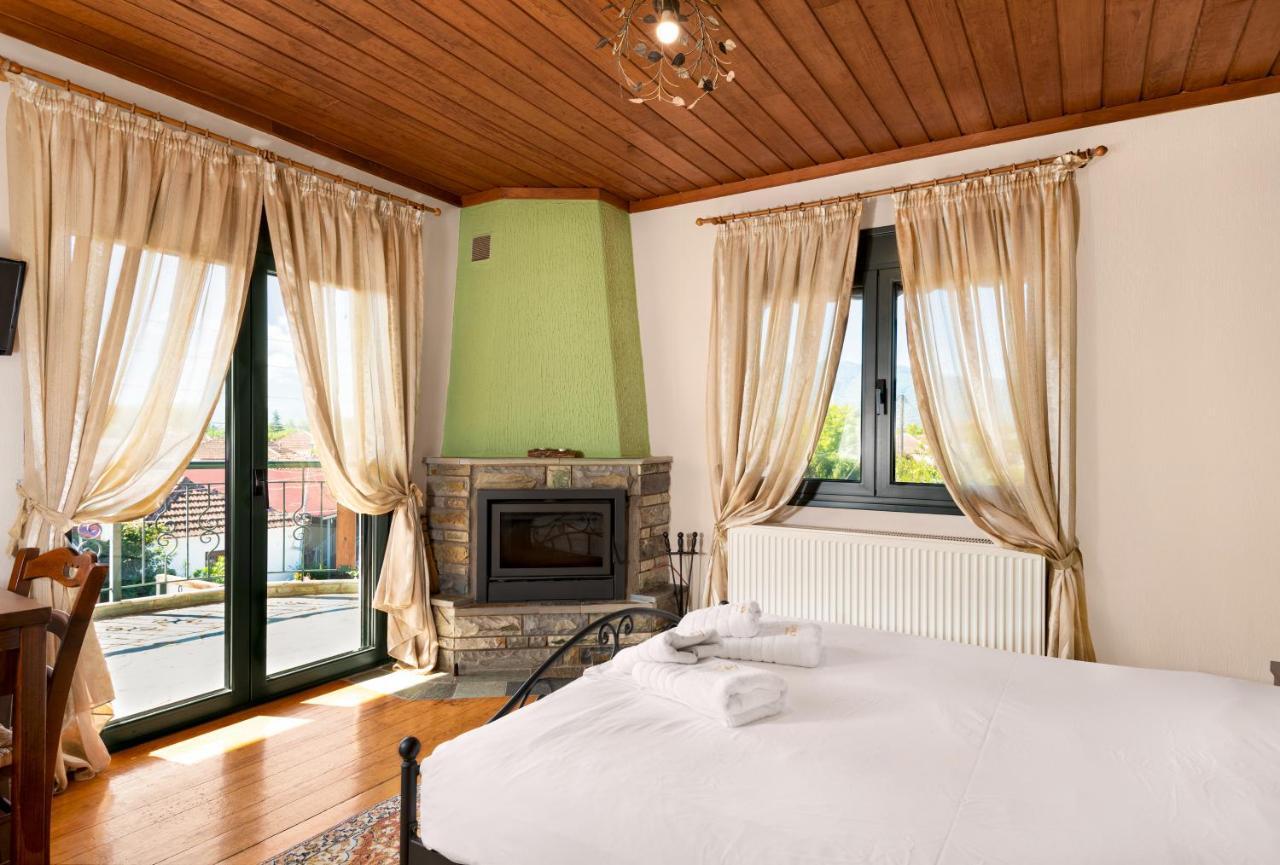 Limnaio Hotell Khrisokhórafa Eksteriør bilde